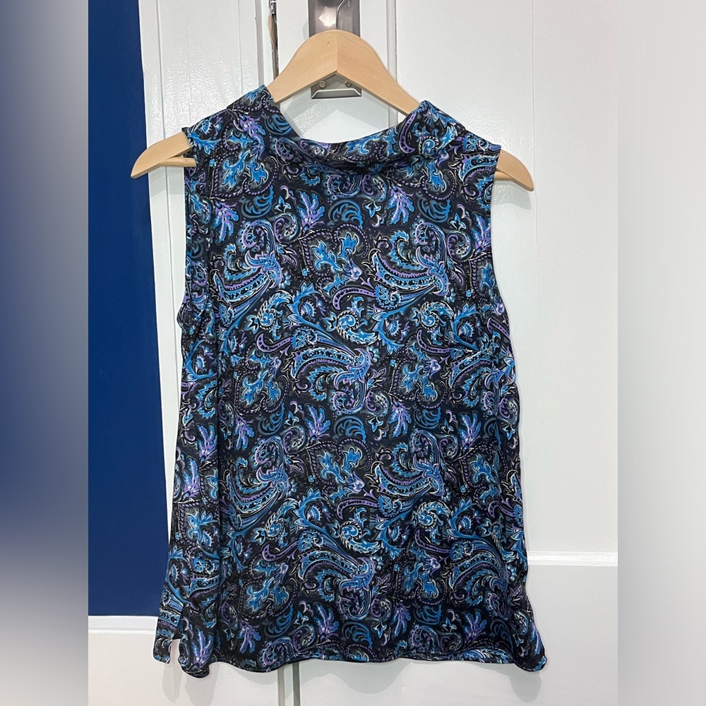 Talbots Paisley Top size 6 EUC